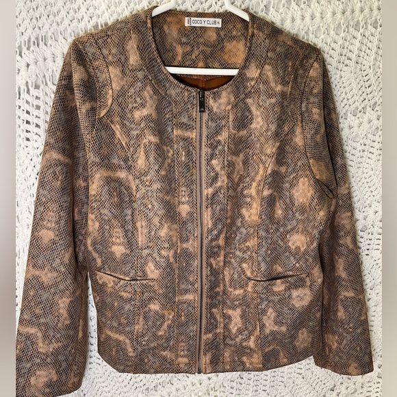 Coco Y Club zip up jacket looks like snake, skin, hand wash - Picture 1 of 7